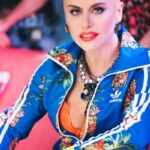 Loredana: Val dupa val