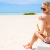 Dr. Dana Opris, medic specialist dermatolog: „Expunerea necontrolata la soare fara o protectie solara adecvata presupune riscuri mari”