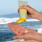 Dr. Dana Opris, medic specialist dermatolog: „Expunerea necontrolata la soare fara o protectie solara adecvata presupune riscuri mari”