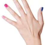 Unghiile multicolore, elementul cheie pentru un look fashionable