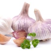 Alimente care anihileaza mirosul de usturoi