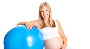 Cum sa iti mentii elasticitatea pielii in timpul sarcinii