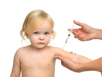 res-Mama si copil -Ce trebuie să știi despre vaccinarea bebelușilor