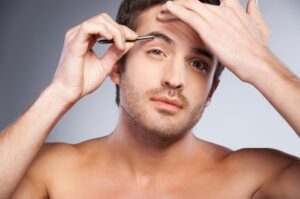 Barbatul la feminin. Provocarile relatiei cu un metrosexual