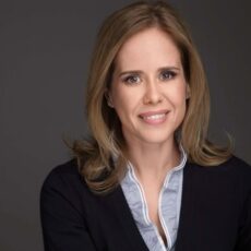 Nutritionistul Mihaela Bilic: „De Sarbatori nu porcul e de vina, ci noi, pentru ca il punem tot in farfurie”
