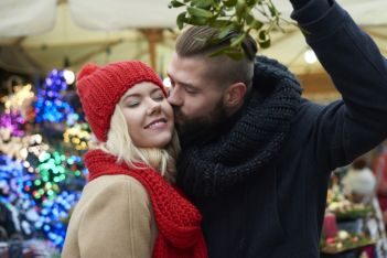 res-foto-4-revelion-shutterstock_353595911