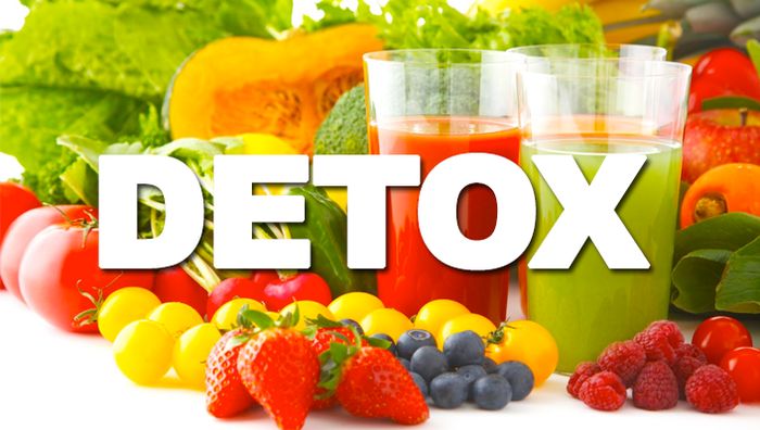 Cura de detoxifiere – când e recomandată și cum se ține corect