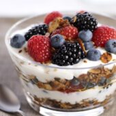 3 deserturi delicioase cu putine calorii