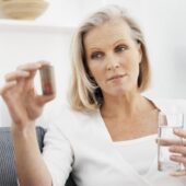 Terapia de substitutie hormonala: avantaje si dezavantaje