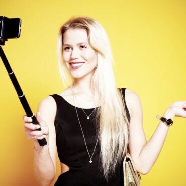Sfaturi si trucuri pentru un selfie reusit