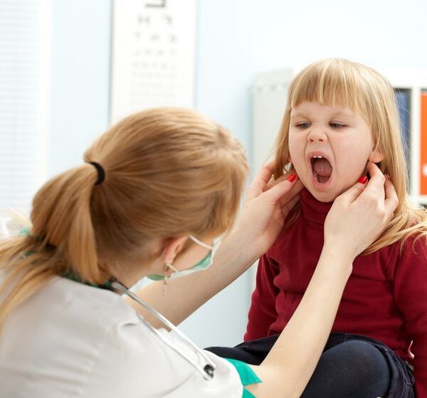 Amigdalita la copii: virusurile care provoaca cel mai frecvent amigdalita acuta