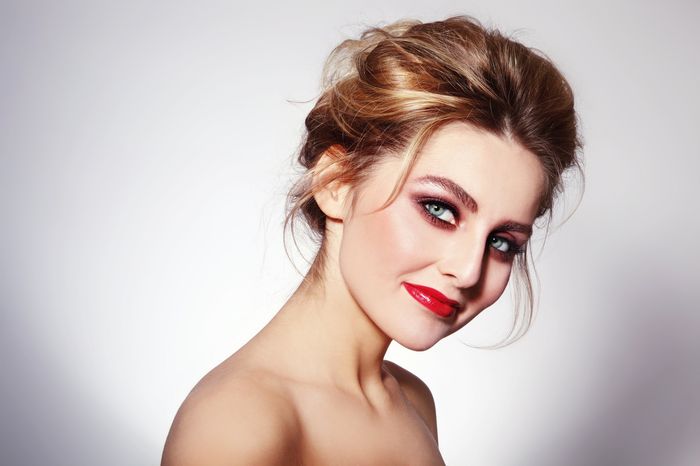 Hot Trend Coc In Varful Capului Feminisro Inspiratie Zi De Zi