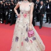Romance care au stralucit la Festivalul de Film de la Cannes: admira tinutele actritelor pe covorul rosu