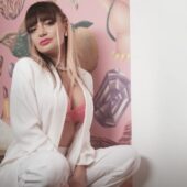 Andreea Antonescu, „Amanta fidela”: piesa si videoclip inspirate de viciile care nu ne dau pace