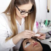 Loredana Marin, Lash Expert: „Extensiile de gene fir cu fir pot rezista pana la 8 saptamani”