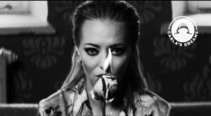 „Inima” feat. Delia si „Animal de prada”, doua piese noi by Carla’s Dreams