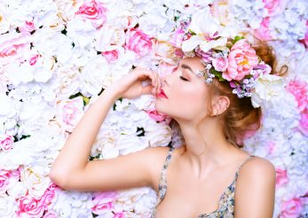 Mereu delicata si frumoasa ca un trandafir cu noile produse Naturalis Cosmetice!