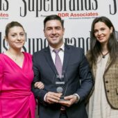 Catena a castigat, din nou, trofeul Superbrands Romania!