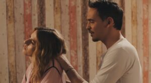 Lidia Buble si iubitul Razvan Simion, scene demne de Holywood in videoclipul piesei „Sub apa“