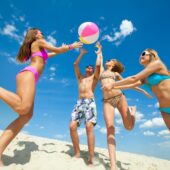 1, 2, 3… hai afara! Sporturi de vara pentru un tonus de invidiat