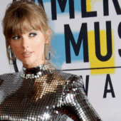 American Music Awards – cele mai spectaculoase aparitii pe covorul rosu