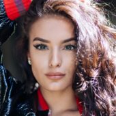 Make-up in tendinte – inspiratie din anii `90