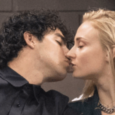 Sansa din Game of Thrones s-a casatorit in secret