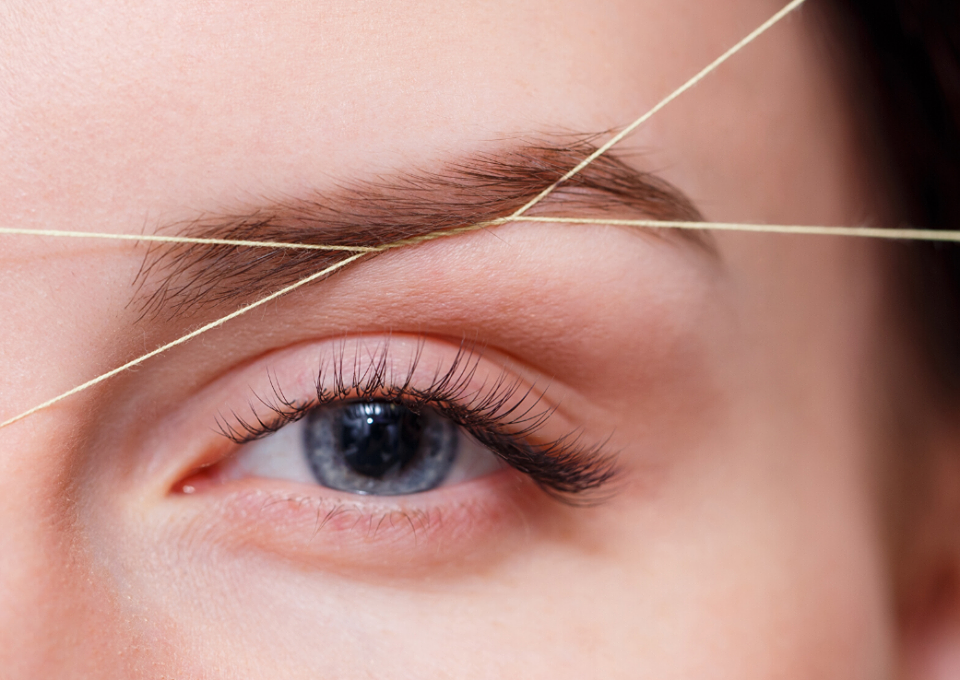 Eyebrow Threading – noul trend in materie de sprâncene