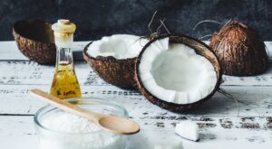 Uleiul de cocos „apa sfântă pentru păr”