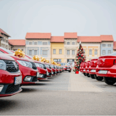 Extragerea pentru cele 20 de autoturisme Dacia, oferite de Catena, în direct la România TV