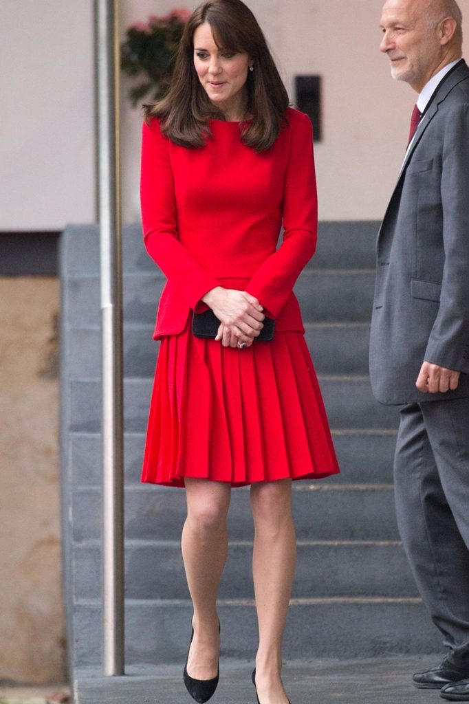 Cele mai stylish ţinute de petrecere ale ducesei de Cambridge