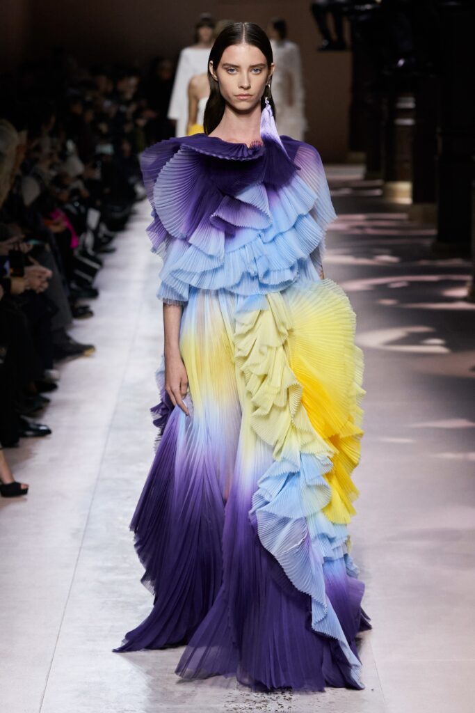 Givenchy, colecţia couture de la Paris