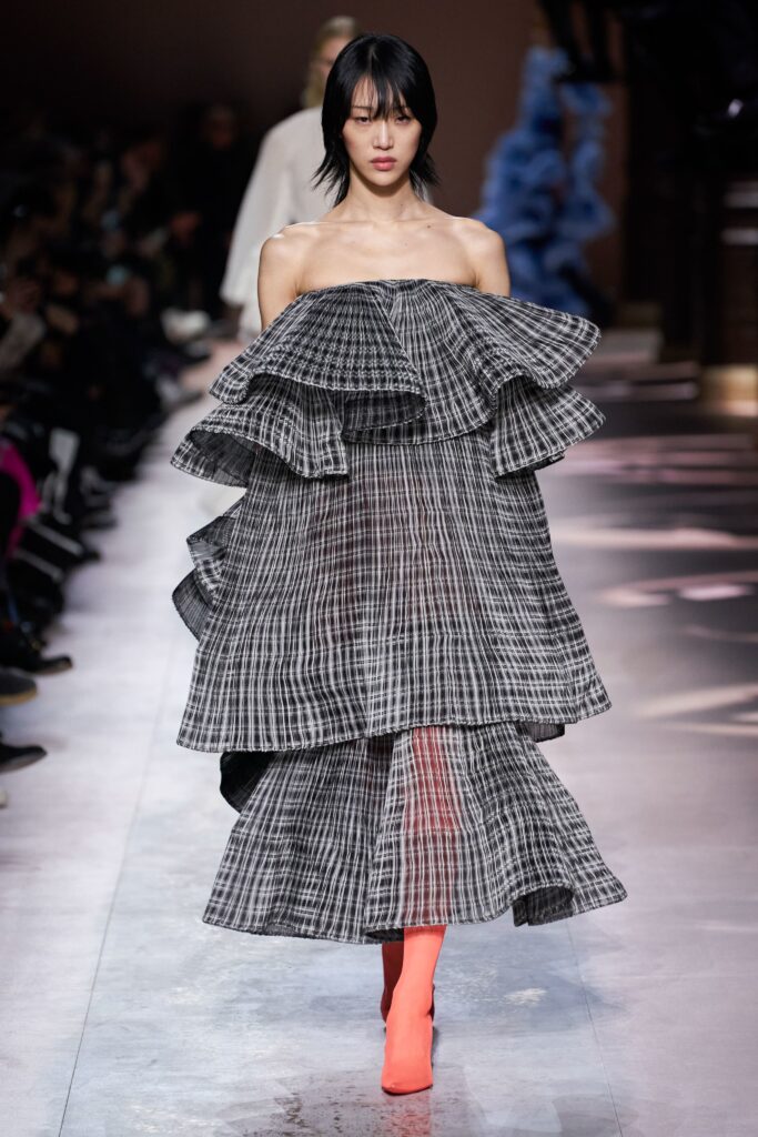 Givenchy, colecţia couture de la Paris
