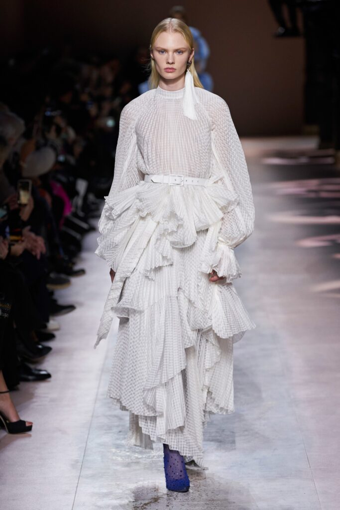 Givenchy, colecţia couture de la Paris
