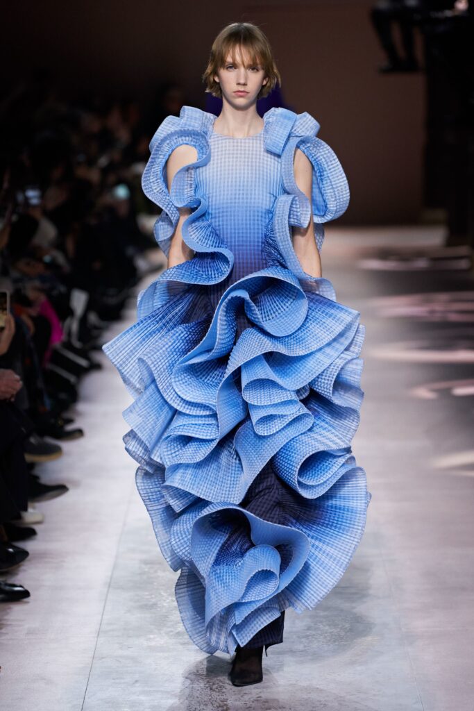 Givenchy, colecţia couture de la Paris