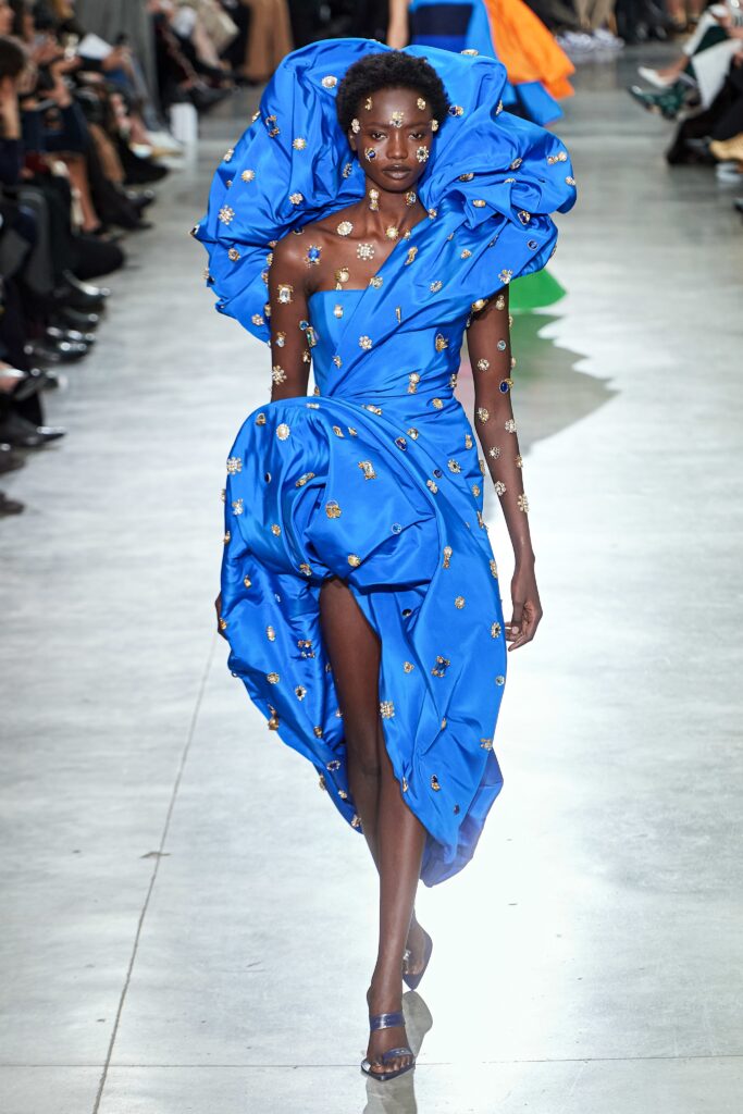 Schiaparelli, o primăvară couture