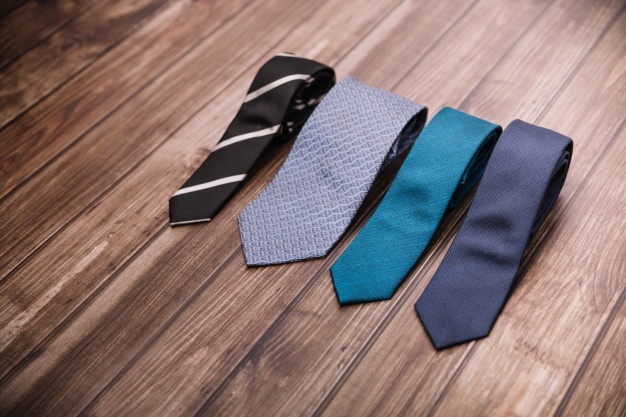 15 cravate pe care să le porţi în acest an