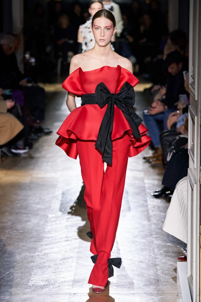 Colecţia Valentino haute couture de la Paris