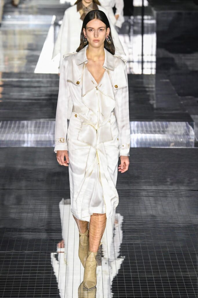 Burberry a încheiat London Fashion Week 2020
