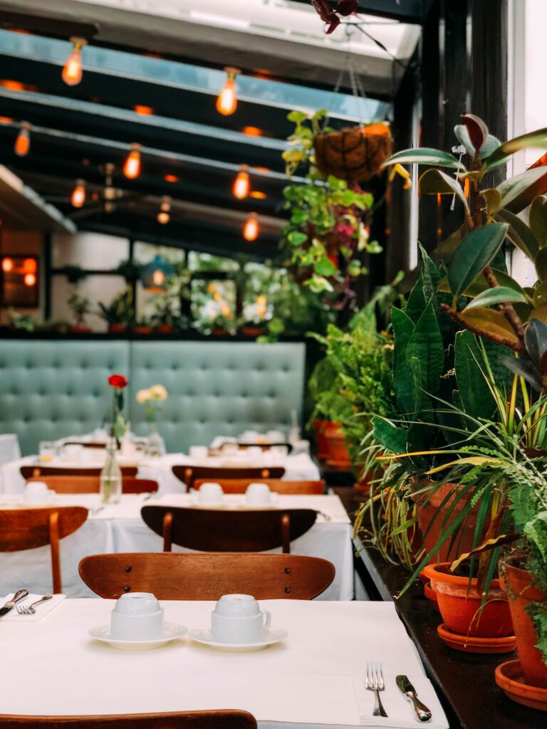 10 restaurante din Bucureşti unde să cinaţi de Valentine’s Day