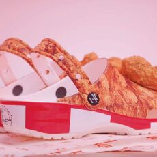 Crocs-uri cu miros de… KFC