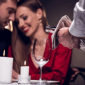 Ţinute pe care să le porţi la cina de Valentine’s Day