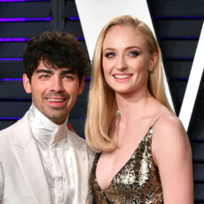 Sophie Turner şi Joe Jonas vor avea un copil