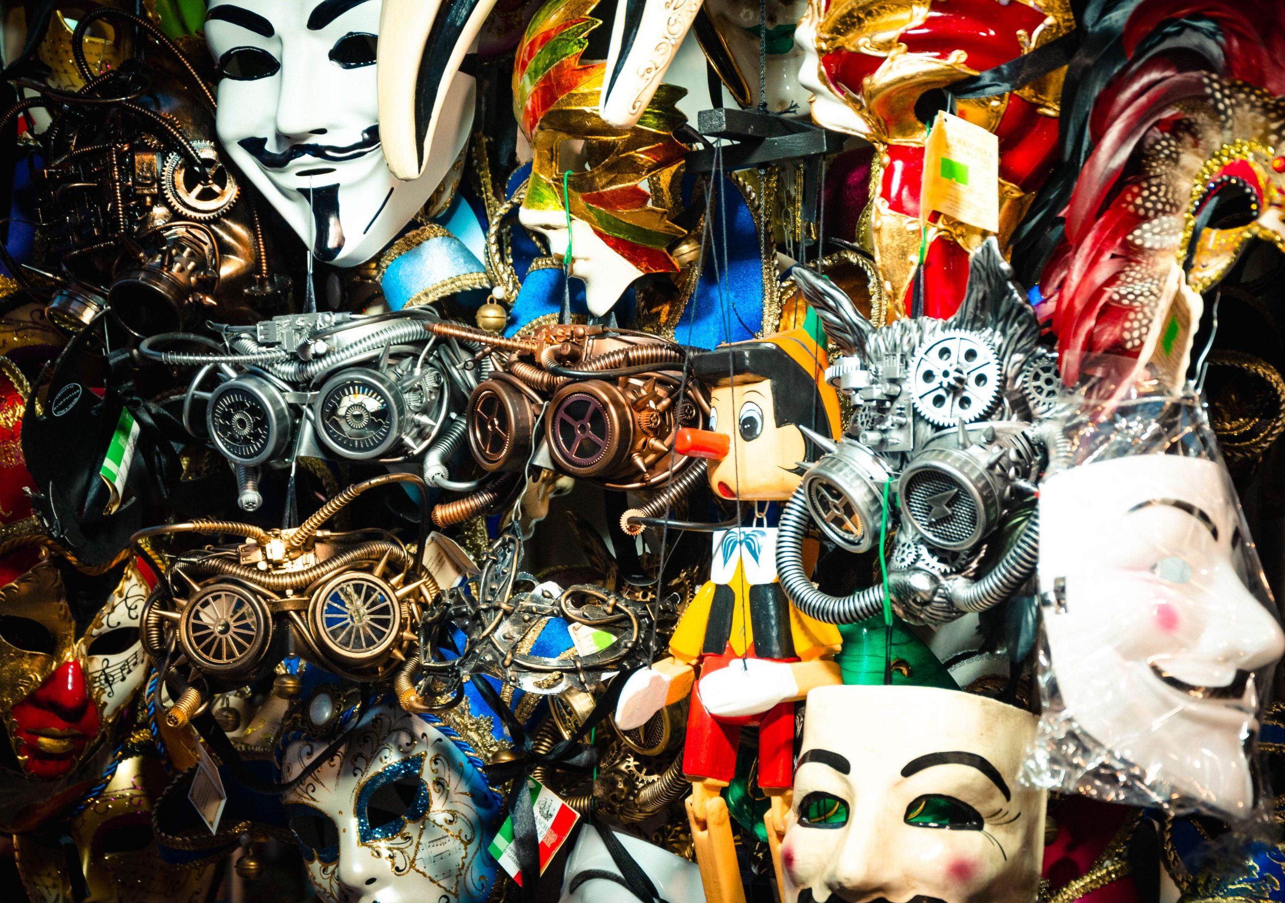 Tradiţie şi măşti la Carnavalul de la Veneţia