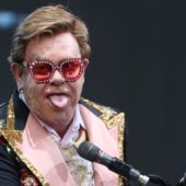 8 milioane de dolari pentru un concert făcut în sufrageria lui Elton John