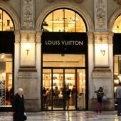 Louis Vuitton a lansat o gamă de echipamente sportive luxury