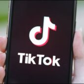 TikTok-ul la mare căutare în această perioadă. Vezi ce postează vedetele