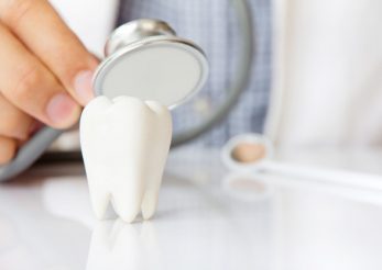 Q&A cu stomatologul – despre îngrijirea dinţilor în izolare