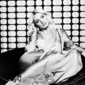 Alexandra STAN visează la un bilet de avion