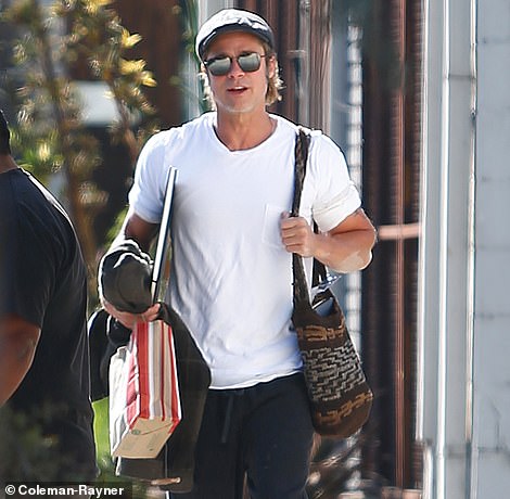 Cuplul Brangelina face pace de dragul copiilor